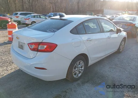 2019 Chevrolet Cruze Ls z USA, uszkodzony, nr VIN 1G1BC5SM6K7134432